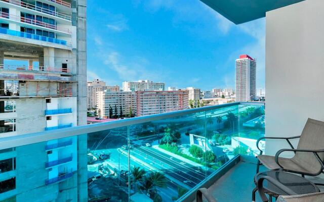 Hallandale 11D