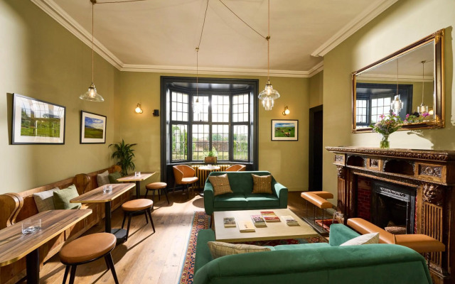 Royal Marine Hotel