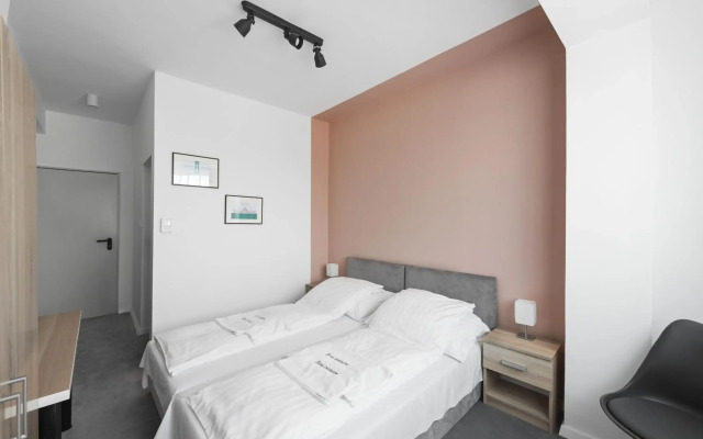 Chesscom Hotel