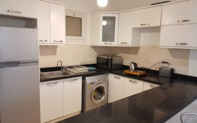 Remarkable 2-bed Apartment in Makadi Heights