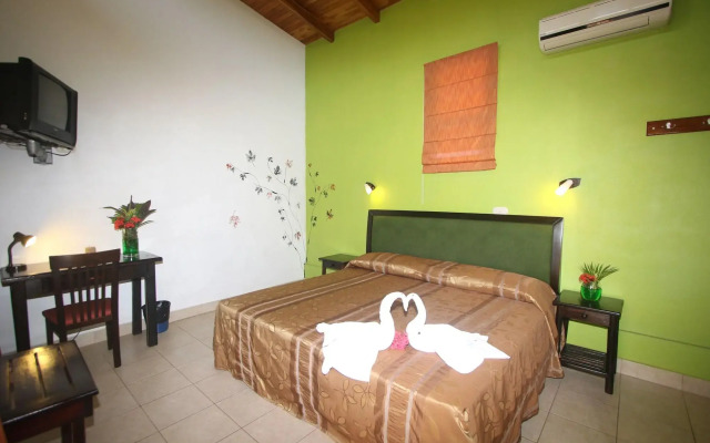 Bellavista Suites By Villas Verdes