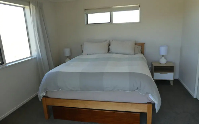 Manuka Retreat
