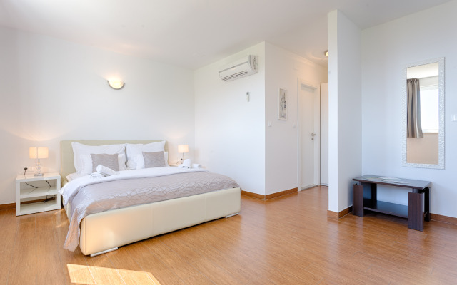 Adriatic Queen Rooms & Apartments