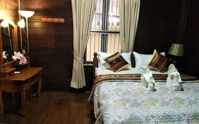 Ban Thong U The Landmark