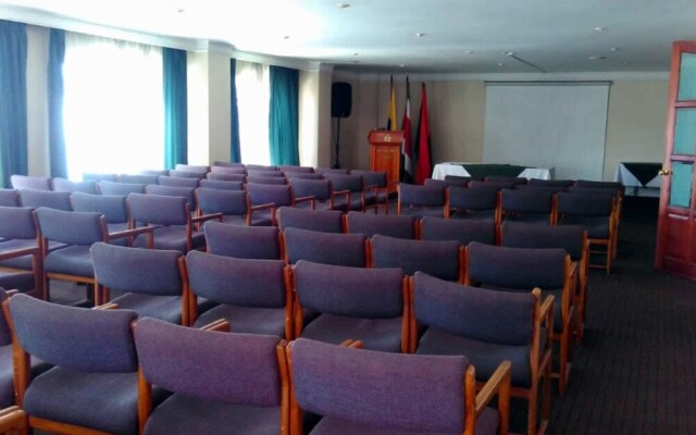 Hotel Dinastia Real