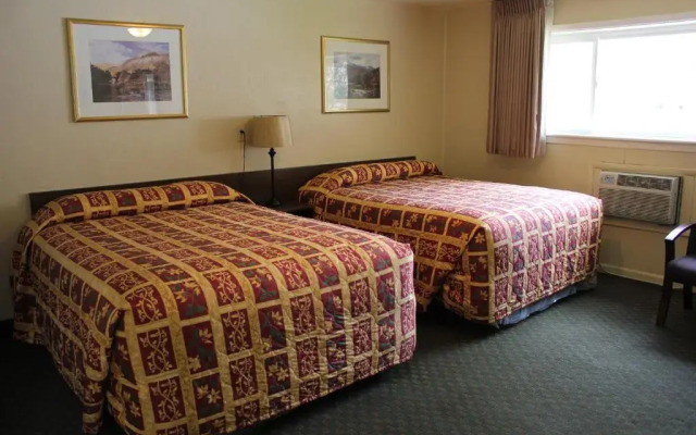 Lava Spa Motel & RV Park