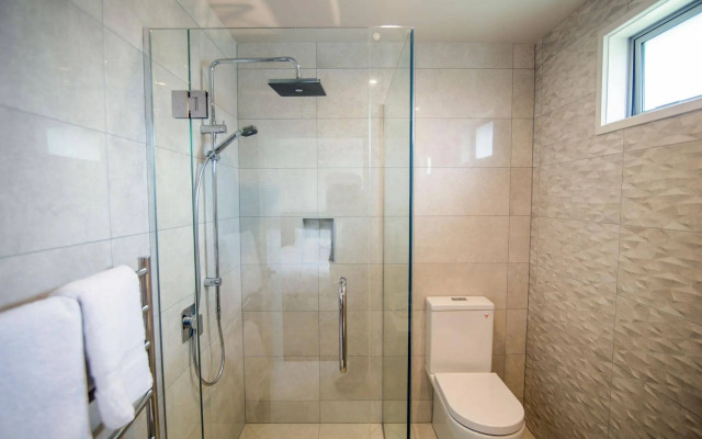 Te Anau Deluxe Apartments