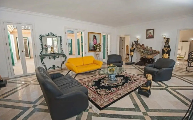 Chic 4-Bedroom White Villa for Rent in El Gouna Egypt