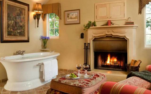 Old Monterey Inn