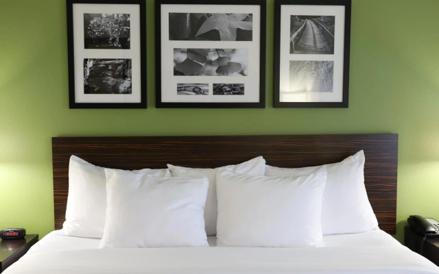 Sleep Inn & Suites Belmont / St. Clairsville