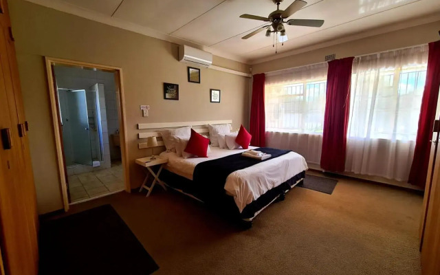 Lion Lodge