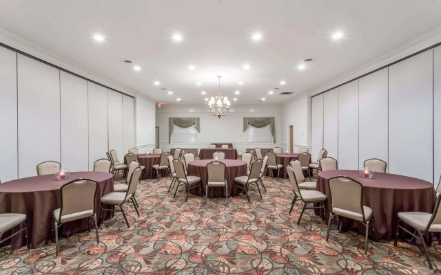 Comfort Inn Huntington near University area