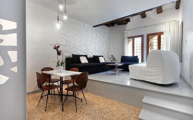 Grimaldi Apartments - Coquette