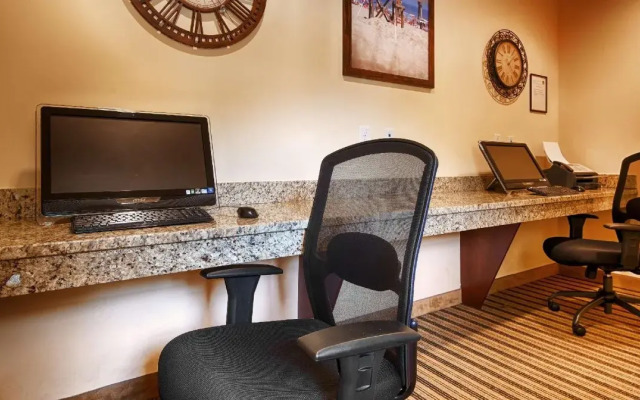 Best Western Plus Westgate Inn & Suites