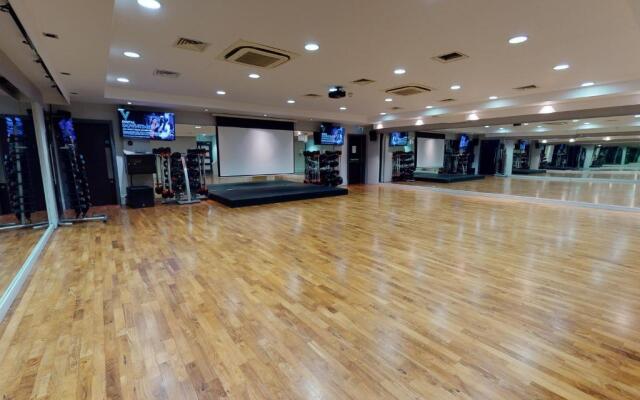 Village Hotel Leeds South