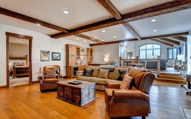 White Cloud Home #487