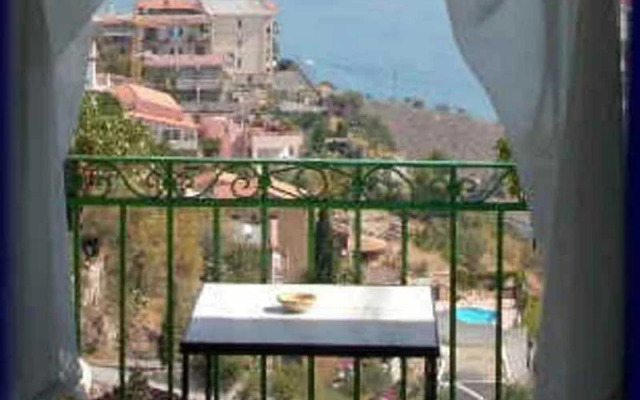 Isoco Guest House