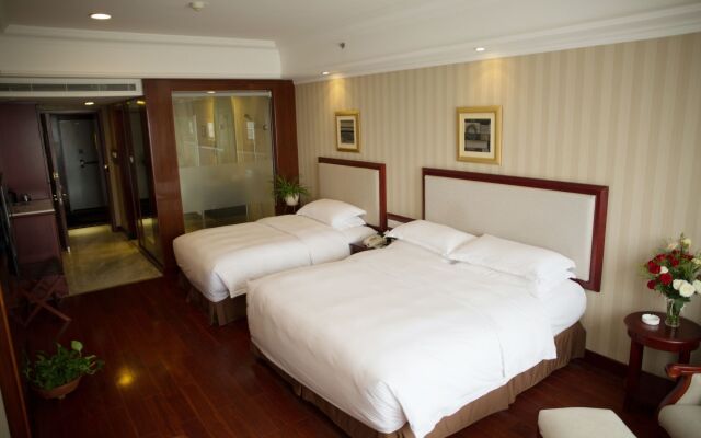 Enrichee Gloria Plaza Hotel Qingdao