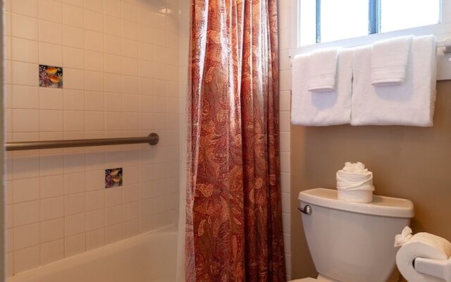 Sealodge D7 2 Bedroom Condo