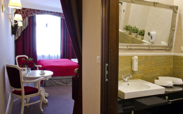 SleepWalker Boutique Suites