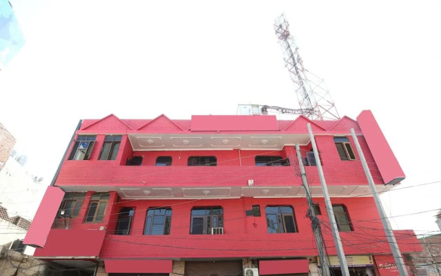 OYO 13140 Mayur palace