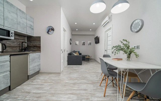 Apartments on Estonskaya street 37k7