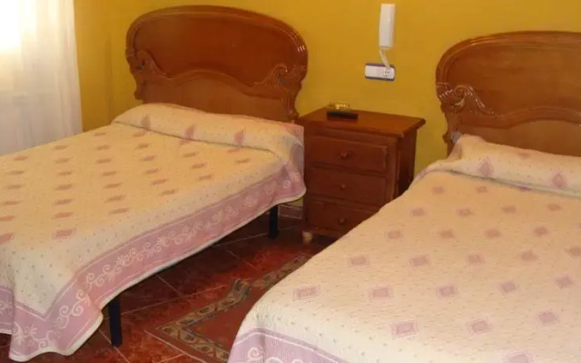 Hostal Restaurante Mayoral