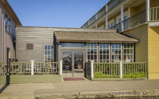 The Mendocino Hotel and Garden Suites