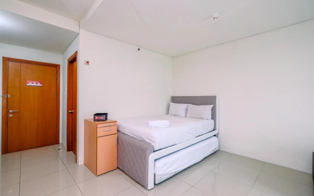 Fancy And Nice Studio Apartment At Woodland Park Residence