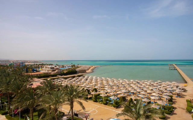 AMC Royal Hotel & Spa