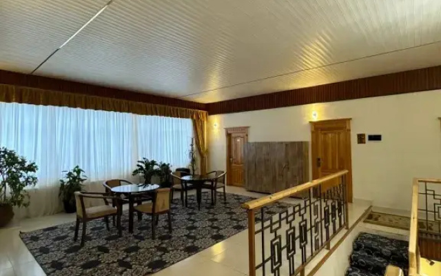 Karvonsaroy Hotel