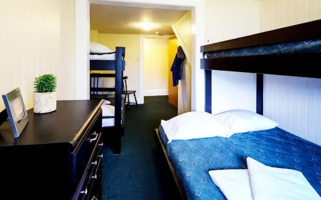 HI-Penticton Hostel