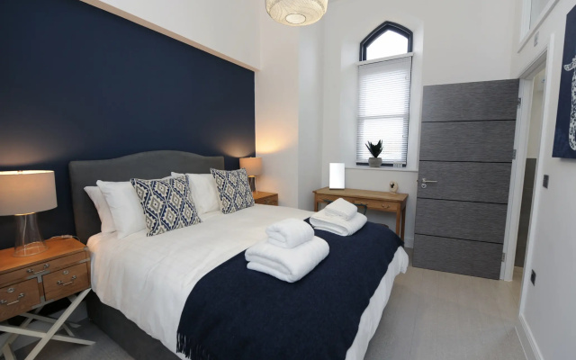 Apartment 2 Waterstone House - Luxury Sea View Apartment