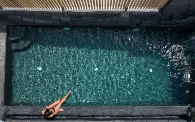 Occhio Villas Santorini