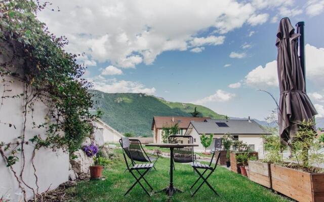 Studio à la campagne au bout du lac d'Annecy