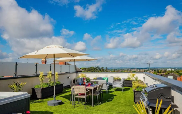 Host Stay Hilltop House