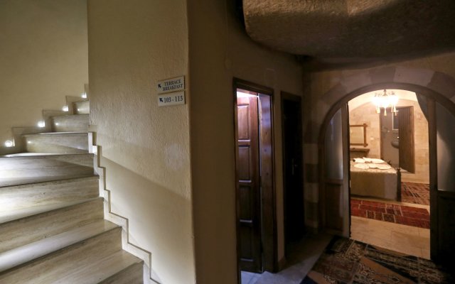 Nomads Cave Hotel & Rooftop