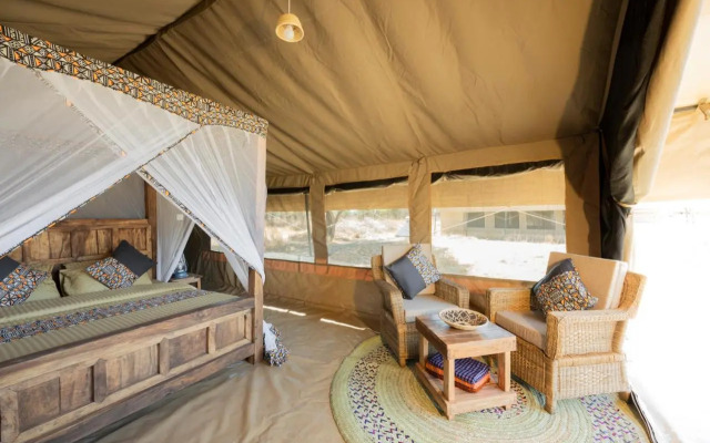 Africa Safari South Serengeti Ndutu Ngorongoro - Wildebeest migration now arrived!