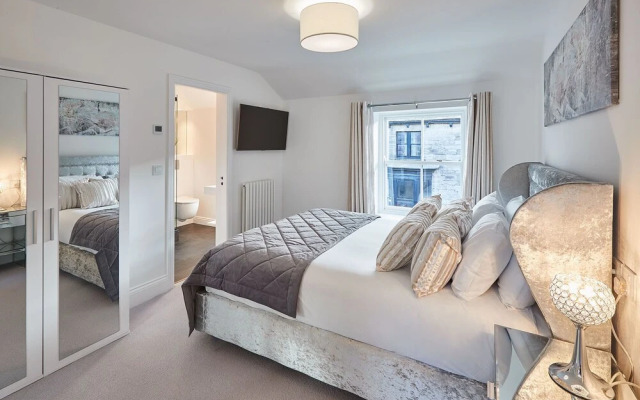 Host Stay Oxford House