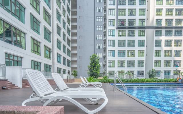 OYO Home 89458 Amazing 2br D'summit