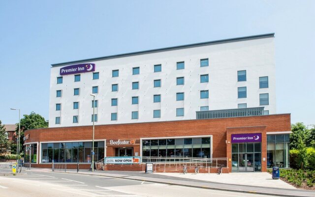 Premier Inn Farnborough Town Centre