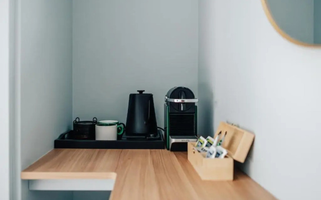 Hermes Hotel by Nestor