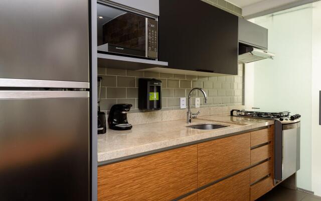 Apartamento c/ Piscina e Garagem | FL 960/520