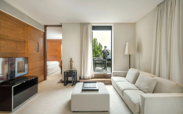 COMO The Halkin