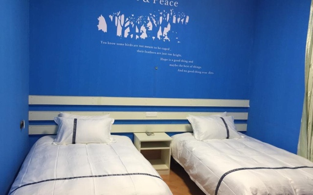 Yellow Mountain Bridge Over River Inn – Guest Rooms – Huangshan