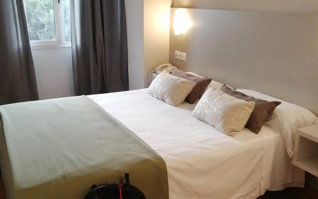 Duerming Villa de Sarria Hotel