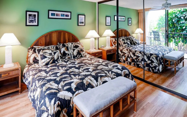 Oceanview Kailua-kona Condo With Private Balcony!