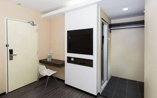 Smile Hotel Cheras Pudu KL