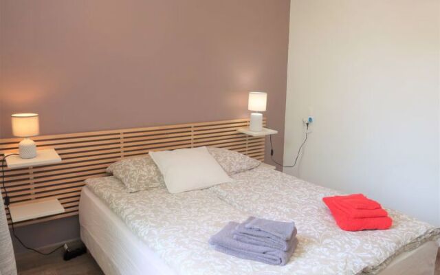 House LE JADE Mallefougasse