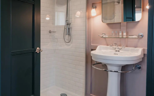 The Fisherman's Haunt